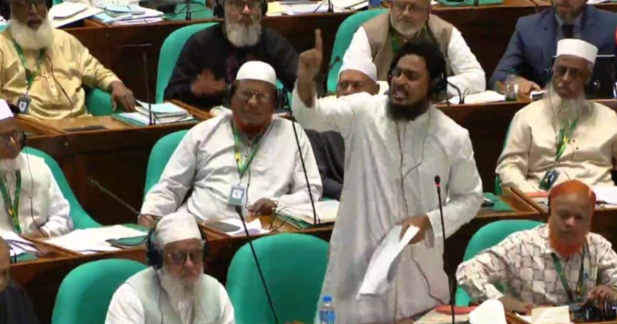 সংস্কারের ঘোড়া অনেক দূর এগিয়ে গেছে, তাকে লাগাম পরানোর চেষ্টা চলছে : আখতার