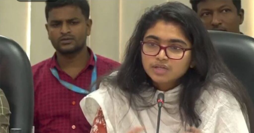 ‘রাষ্ট্র সাধারণ চোরের জন্য একরকম আর রাঘববোয়ালদের জন্য আরেক রকম আইন রাখছে’ : তাসনিম জারা