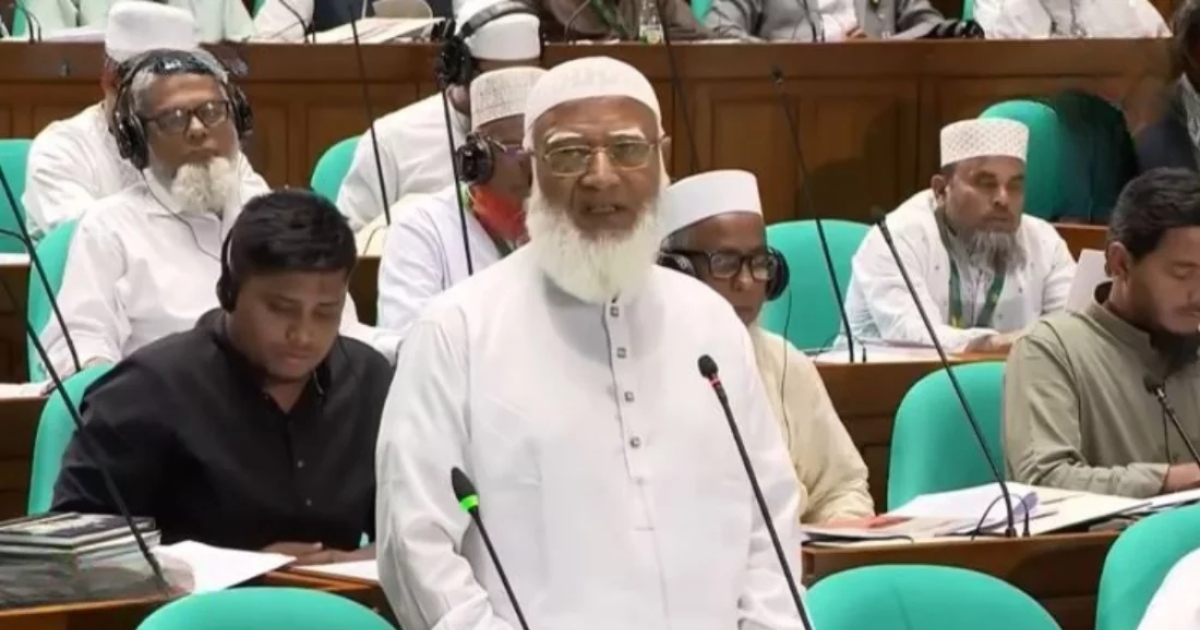 আমরা কখনোই সংবিধান ছুড়ে ফেলার কথা বলেনি বরং সংবিধানের পরিবর্তন চেয়েছি : বিরোধীদলীয় নেতা