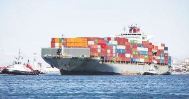 ভাড়া বৃদ্ধি ও জ্বালানিসংকটে জাহাজের ভাড়া বেড়েছে ২০%