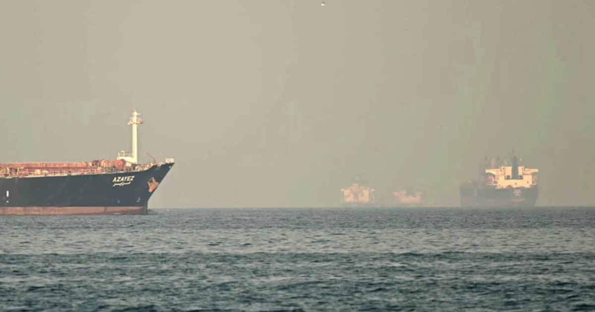 হরমুজ প্রণালি পার হতে হলে সব দেশকেই টোল দিতে হবে: ইরান