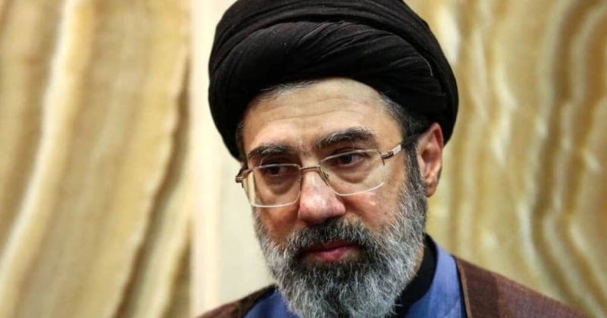 ইরানকে প্রস্তর যুগে ফিরিয়ে নেওয়ার হুমকি, যুক্তরাষ্ট্রকে তীব্র ভাষায় নিন্দা মোজতবা খামেনির