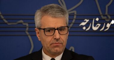 ‘পাশবিক শক্তির’ কাছে মাথা নত করবে না ইরান: তেহরানের হুঁশিয়ারি