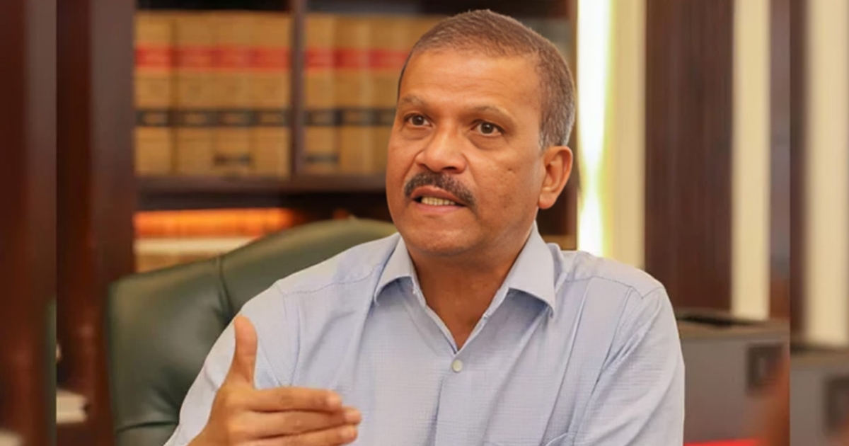 বদলি বাণিজ্যে শতকোটি টাকার অভিযোগে আসিফ নজরুলের বিরুদ্ধে দুদকে আবেদন