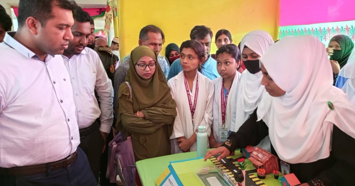 মনপুরায় ৪৭তম জাতীয় বিজ্ঞান ও প্রযুক্তি সপ্তাহে শিক্ষার্থীদের সৃজনশীলতার দীপ্তি!