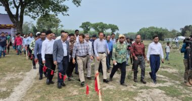 চীনের দেওয়া হাসপাতাল পরিদর্শনে নীলফামারীতে স্বাস্থ্য সচিব মো. কামরুজ্জামান চৌধুরী