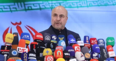 দুই শর্ত পূরণ না হলে যুক্তরাষ্ট্রের সঙ্গে আলোচনা নয়: ইরানের স্পিকার