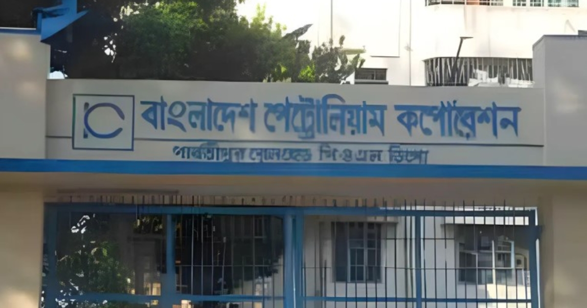 ভারত থেকে পার্বতীপুরে পাইপলাইনে এলো আরও ৮ হাজার মেট্রিক টন ডিজেল