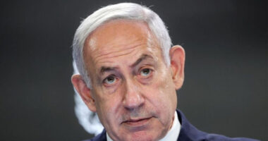 ইরানের বিরুদ্ধে যুদ্ধ চালিয়ে যাওয়ার ঘোষণা নেতানিয়াহুর