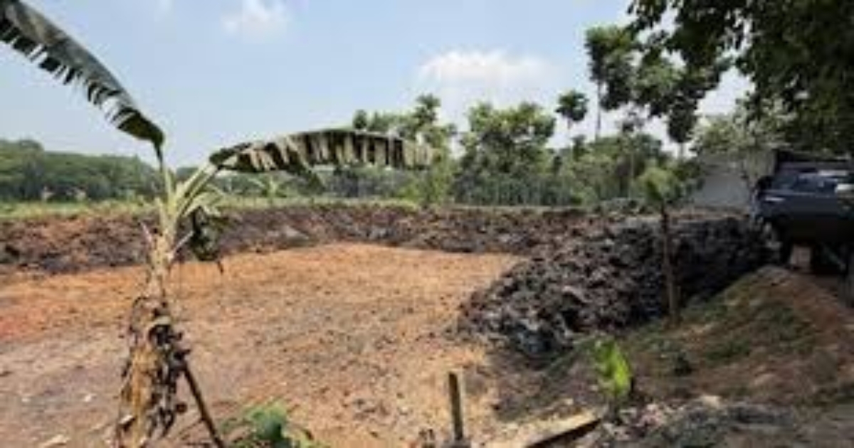 গাজীপুর কালীগঞ্জে কৃষিজমি কেটে পুকুর তৈরির চেষ্টা, ২ লাখ টাকা জরিমানা