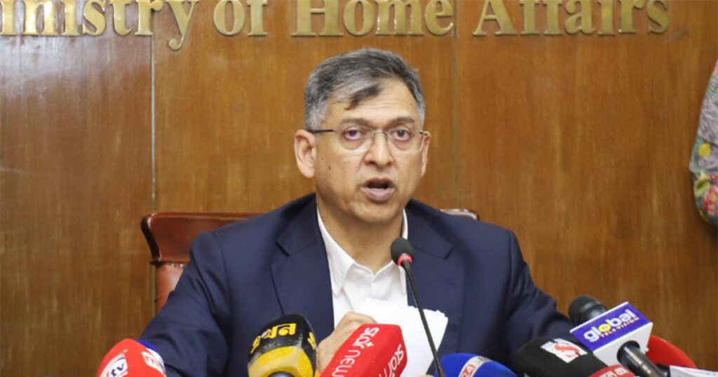 আমি নিজেও গুমের শিকার, গুম কমিশন এমনভাবে করব যাতে ন্যায়বিচার আসে : স্বরাষ্ট্রমন্ত্রী