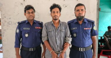 ভোলার মনপুরায় গৃহবধূকে সংঘবদ্ধ ধর্ষণের অভিযোগ ও বাবাকে কুপিয়ে হত্যাচেষ্টায় প্রধান আসামি গ্রেপ্তার