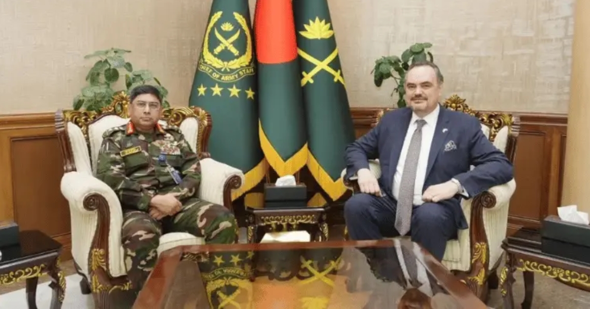 সেনাপ্রধানের সঙ্গে তুরস্কের রাষ্ট্রদূত রামিস সেনের সৌজন্য সাক্ষাৎ