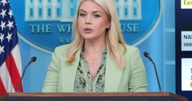 ইরানের সঙ্গে চুক্তির সম্ভাবনায় আশাবাদী হোয়াইট হাউস