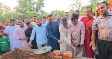 শাহবাগের ফুটপাতে থাকা সেই অসহায় গোলাপিকে নতুন বাড়ি দিলেন প্রধানমন্ত্রী তারেক রহমান