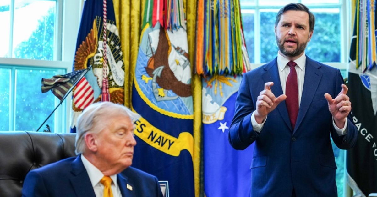 সমৃদ্ধ ইউরেনিয়ামের বিনিময়ে ২০ বিলিয়ন ডলার নগদ পাচ্ছে ইরান