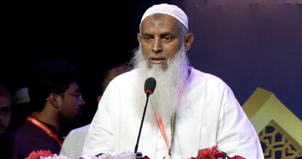 হজযাত্রা নির্বিঘ্ন করবে সরকার, অনিয়ম সহ্য করা হবে না: ধর্মমন্ত্রী