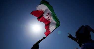 ‘কোনোভাবেই সমৃদ্ধ ইউরেনিয়াম হস্তান্তর করবে না ইরান’