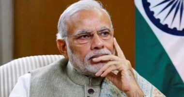 ভারতের লোকসভার ইতিহাসে প্রথমবারের মত লোকসভায় ভোটে হারলেন মোদি