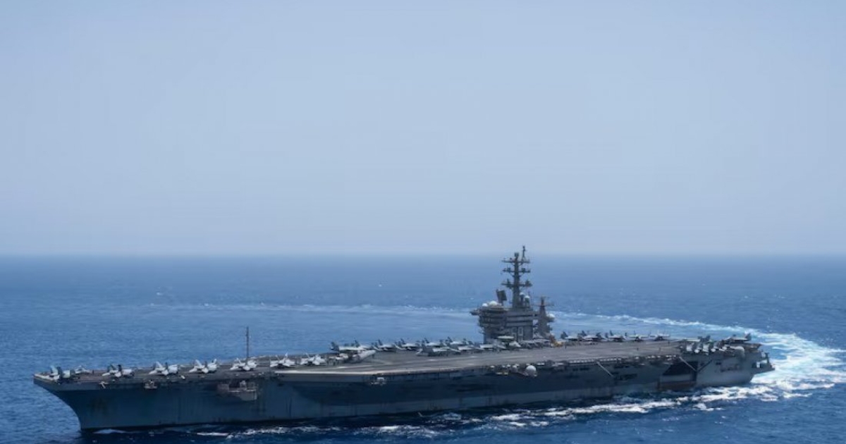 মার্কিন রণতরীতে আগুন, আহত তিন নাবিক