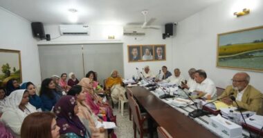 গভীর রাত পর্যন্ত সংরক্ষিত নারী আসনের মনোনয়ন প্রত্যাশীদের সাক্ষাৎকার নিলেন প্রধানমন্ত্রী