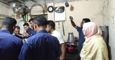 কুমিল্লায় অবৈধভাবে মজুদকৃত ২১৫ লিটার অকটেন উদ্ধার, জরিমানা ১ লাখ ৩০ হাজার