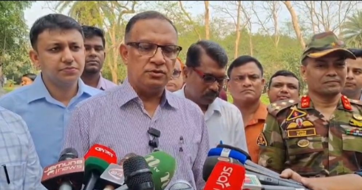 বন্ধ পাটকলগুলো ইজারার মাধ্যমে পুনরায় চালু কর‍তে চাই : পাট প্রতিমন্ত্রী