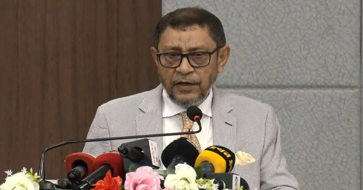 পর্যাপ্ত মজুত আছে, আগামী ৬ মাস টিকা দিয়ে যেতে পারব : স্বাস্থ্যমন্ত্রী