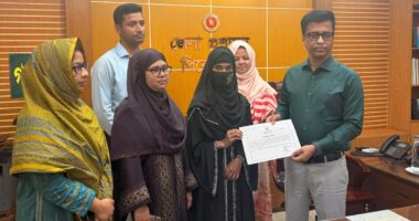 জিয়ানগরের সেই শিক্ষার্থী তহমিনা পেল “কন্যা সাহসিকতার” সম্মাননা স্মারক