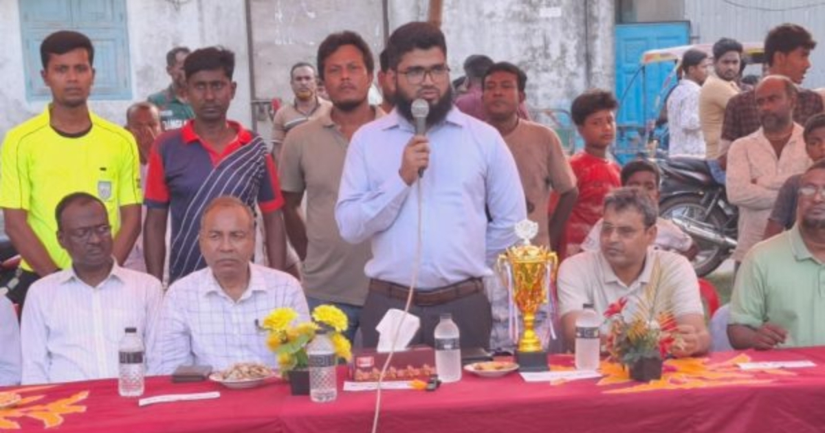 তরুণ সমাজকে খেলাধুলায় মনোযোগী হতে হবে: ইউএনও আরিফুজ্জামান