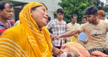 গুরুদাসপুরে বিদ্যুৎস্পৃষ্টে স্বামীর মৃত্যু