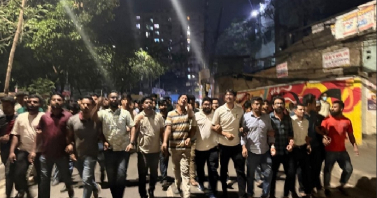 ‘গুপ্ত রাজনীতি’ নিষিদ্ধের দাবিতে জবিতে ছাত্রদলের মিছিল