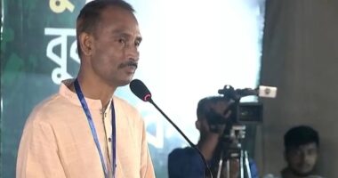 আমাদের সন্তানরা ফ্যাসিবাদ মুক্ত করতে জীবন দিয়েছিল, অথচ আমরা আজ নব্য স্বৈরাচারের গন্ধ পাচ্ছি : শহীদ ফাইয়াজের বাবা