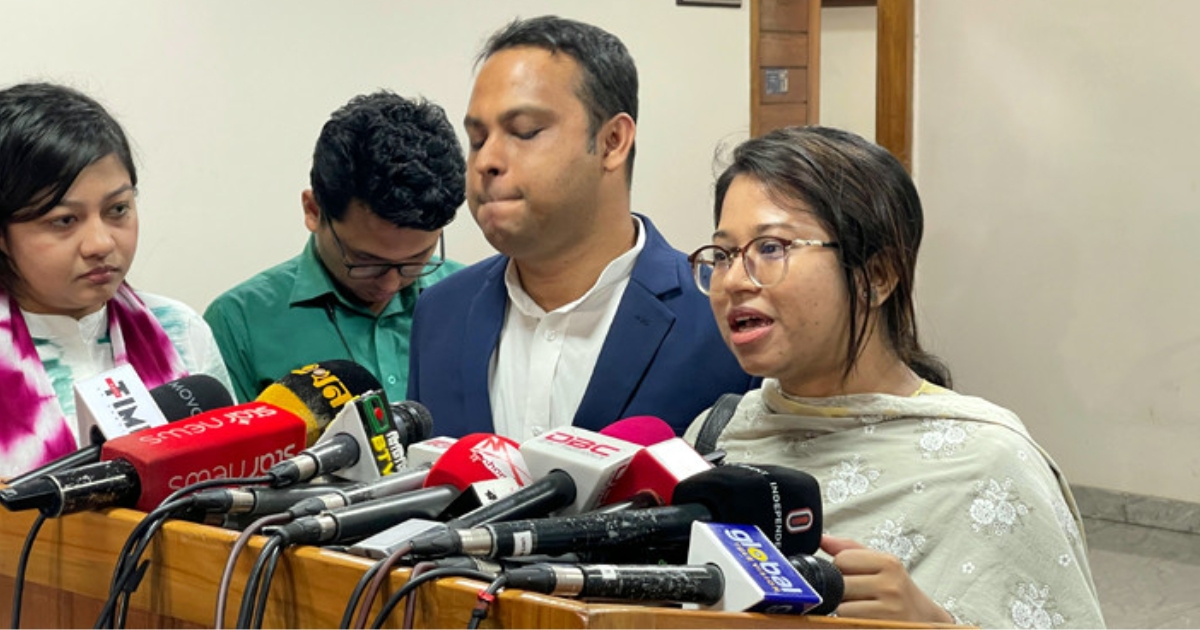 আইন সবার জন্য সমান না, হাইকোর্টের জন্য আইন ভিন্ন দেখছি, রায় পক্ষে না এলে হাইকোর্টে যাবো : মনিরা শারমিন