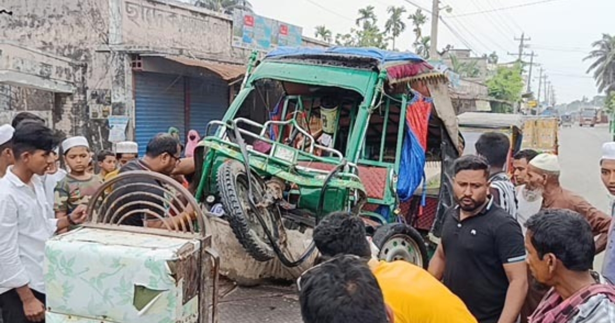 লালমোহনে অটোরিকশা-পিকআপ সংঘর্ষে আহত ৬