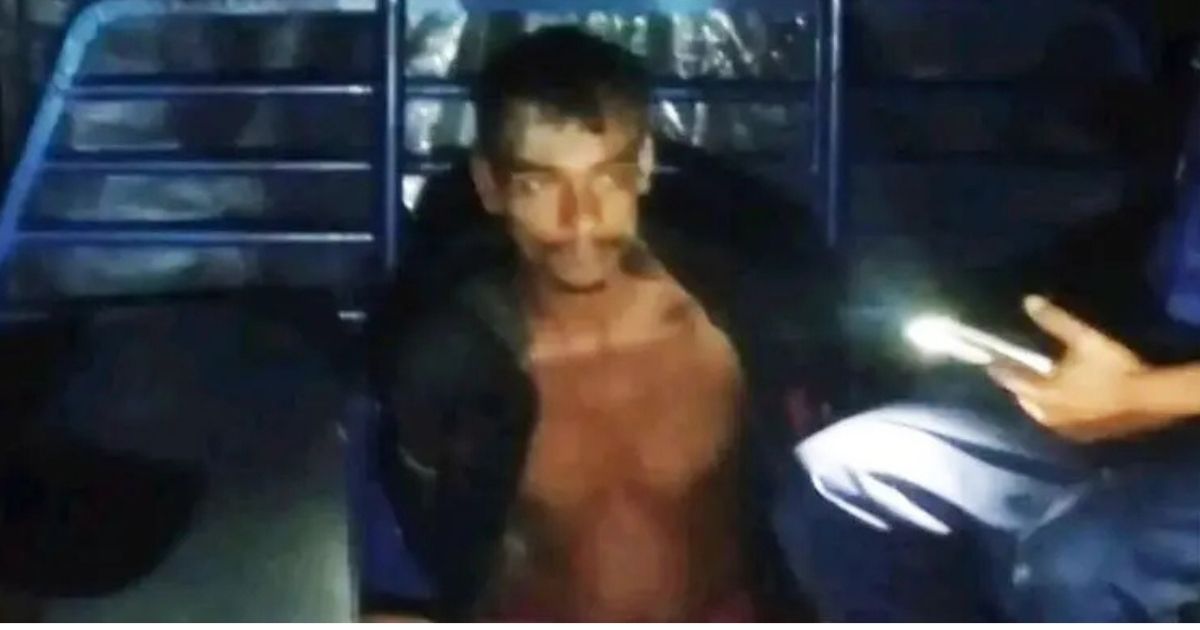 জমি লিখে না দেওয়ায় দাদিকে কুপিয়ে হত্যা