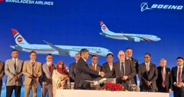 দেশের ইতিহাসে সবচেয়ে বড় ১৪টি উড়োজাহাজ কিনতে বোয়িংয়ের সঙ্গে বাংলাদেশ বিমানের চুক্তি সই