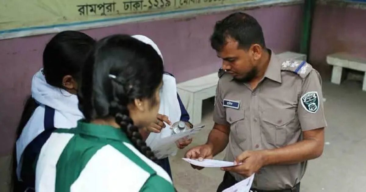 কঠোর নিরাপত্তায় শুরু এসএসসি পরীক্ষা
