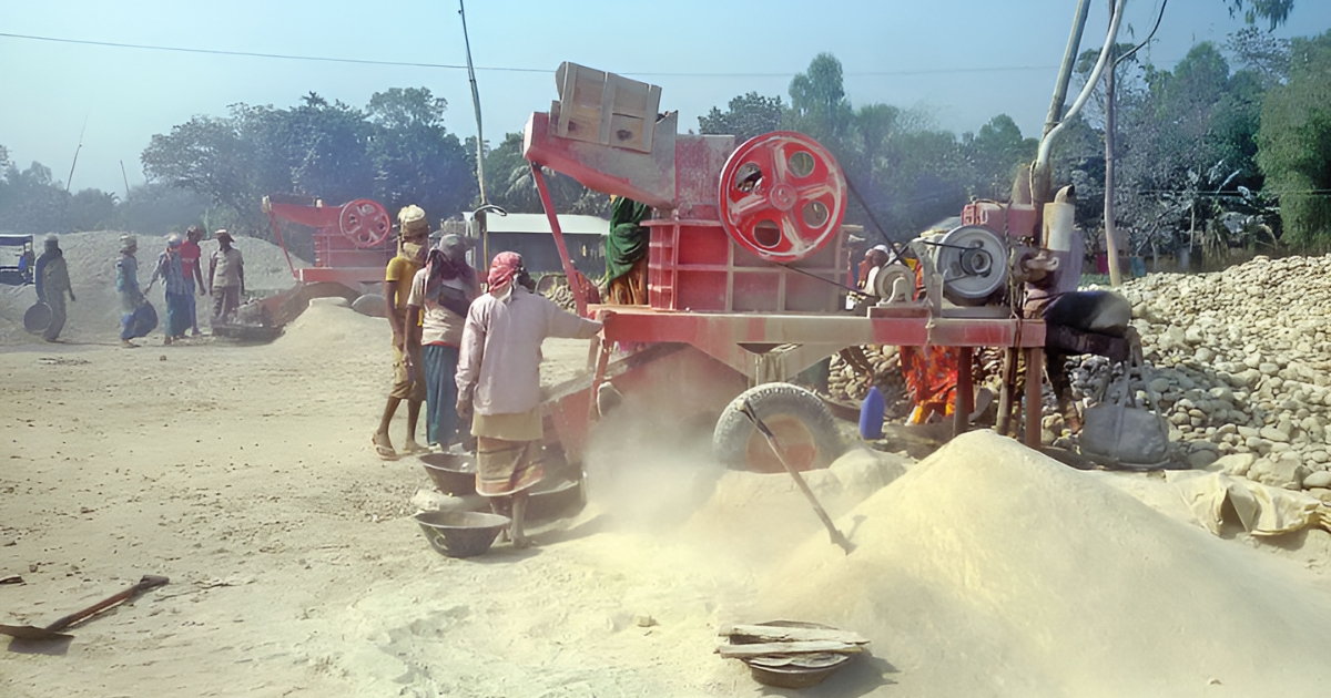 উত্তরাঞ্চলের অর্থনীতির প্রাণকেন্দ্রে ঝুঁকিতে শ্রমিকের স্বাস্থ্য-নিরাপত্তা
