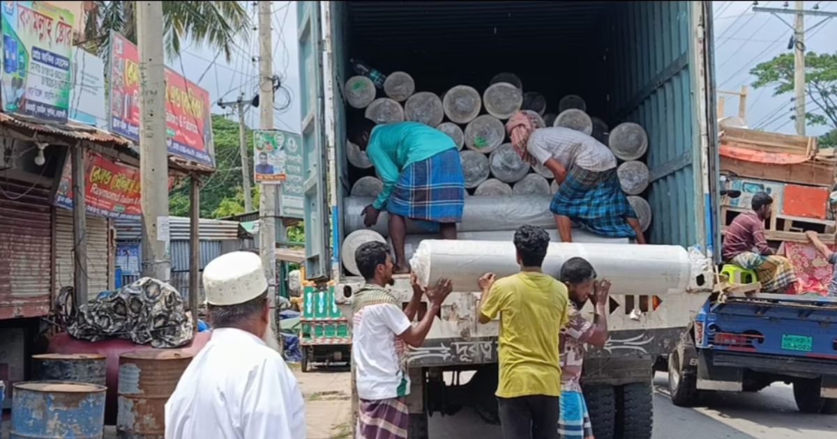 সুবর্ণচরে অর্ধ কোটি টাকার চোরাই গার্মেন্টস ফেব্রিক্স উদ্ধার